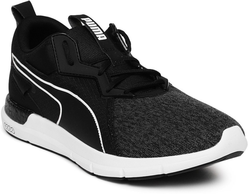 Puma Nrgy Dynamo Futuro Walking Shoes For Men(Black)