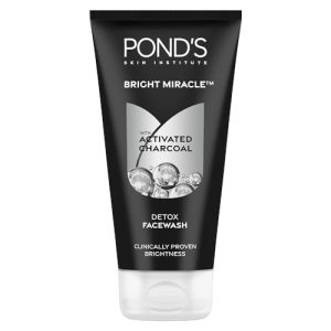 Pond’S Bright Miracle Detox Facewash | 10X Power Of Activated Charcoal| For Deep Cleaned Skin | Reveals Glow, Pollution Clear Face Wash, 150Gm